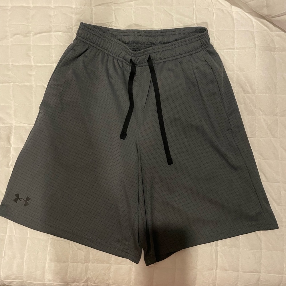 Under Armour Men's Dark Gray Athletic Shorts